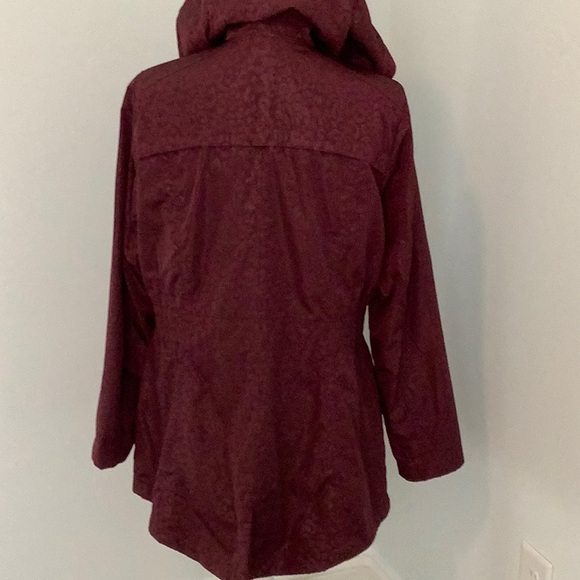 Spring lined rain coat - Picture 7 of 7